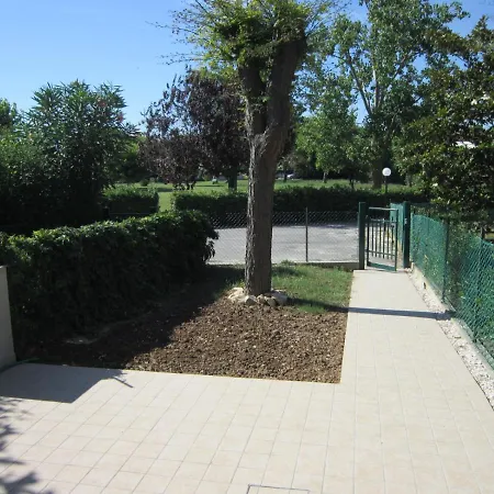 M272 - Marcelli, Nuovo Trilocale Con Giardino Marcelli