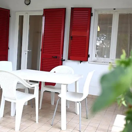 M272 - Marcelli, Trilocale Con Giardino E Posto Auto