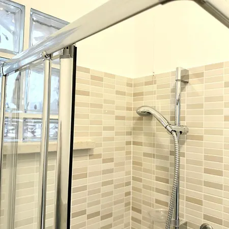 M272 - Marcelli, Trilocale Con Giardino E Posto Auto 아파트 *