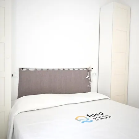 M272 - Marcelli, Trilocale Con Giardino E Posto Auto 아파트 마르첼리