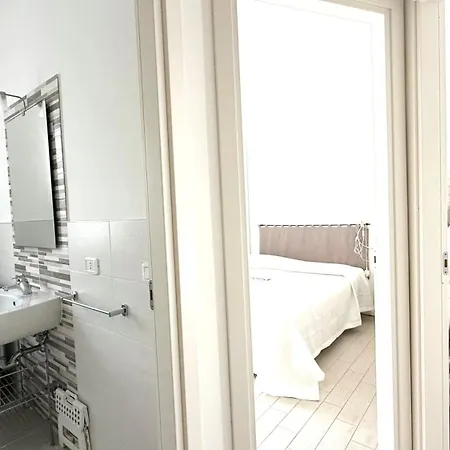 M272 - Marcelli, Trilocale Con Giardino E Posto Auto * 마르첼리